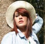 crvenokosa klinka voli umetnost