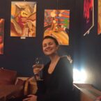 Mlada devojka koja traži dečka već dugo