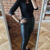 vesela dama